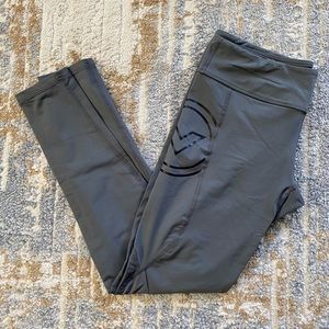 Virus Athletic leggings